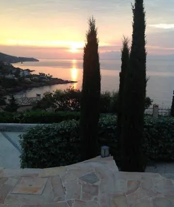 2slaapkamers, Panoramisch Zeezicht * Saint-Raphaël