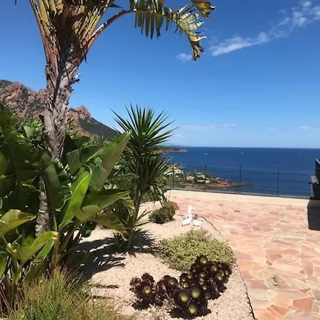 2slaapkamers, Panoramisch Zeezicht * Saint-Raphaël