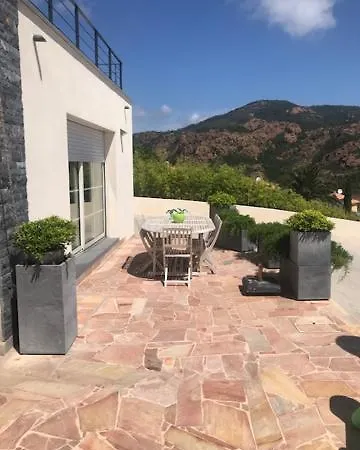 2slaapkamers, Panoramisch Zeezicht Saint-Raphaël